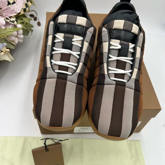 Men’s Burberry check quilted trainer sneakers size 42 made in Italy - Picture 10 of 10